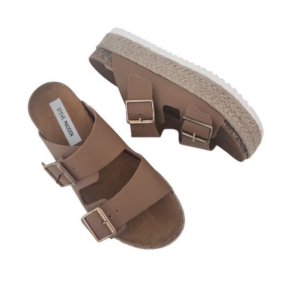 Steve Madden Shoes - 9 Steve Madden platform sandals